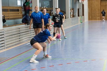 Bild 109 - F HSG Kremperheide/Muensterdorf - HSG Holstein Kiel/Kronshagen : Ergebnis: 31:26